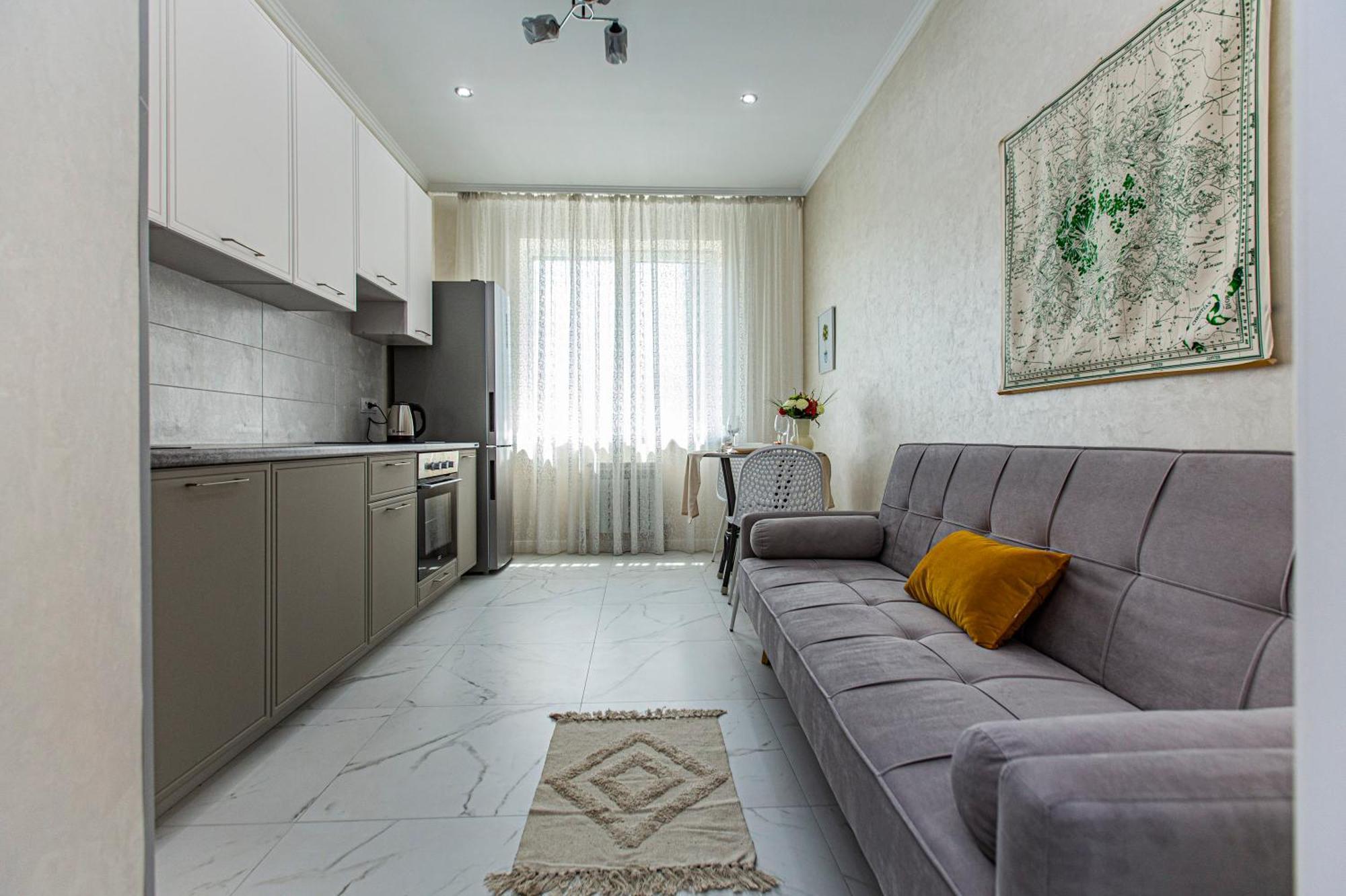 2 Room Apartment In The Center Almaty Exterior foto